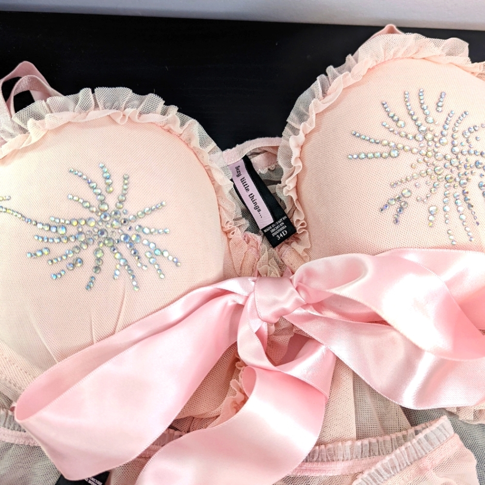 Victoria's Secret 34D Baby Doll Lingerie